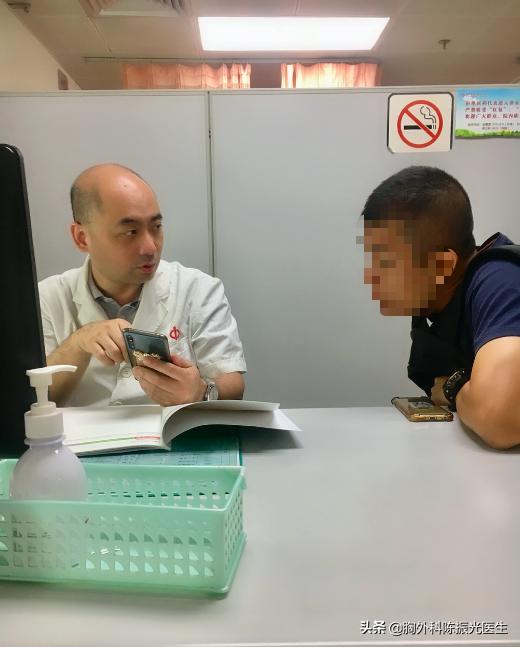 什么是肺腺癌？他们明明告诉我是肺炎的，怎么办？