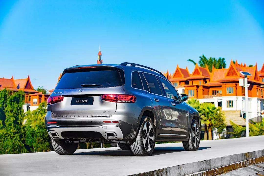 新款奔驰glb2.0tsuv到底好不好,梅赛德斯奔驰glbsuv产品解析