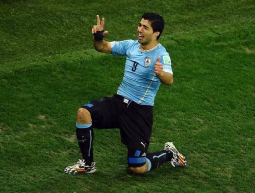 加纳主帅谈苏亚雷斯2010年的手球,苏亚雷斯手球后怎么判的