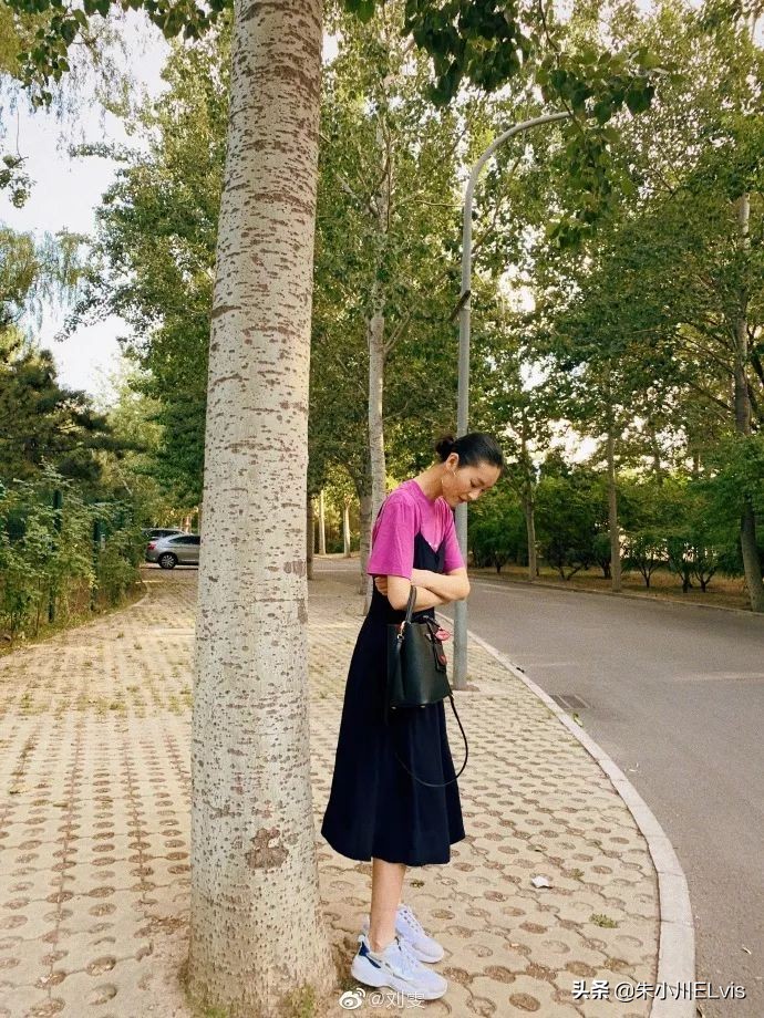 刘雯coach服装,刘雯终止与coach合作会赔多少钱