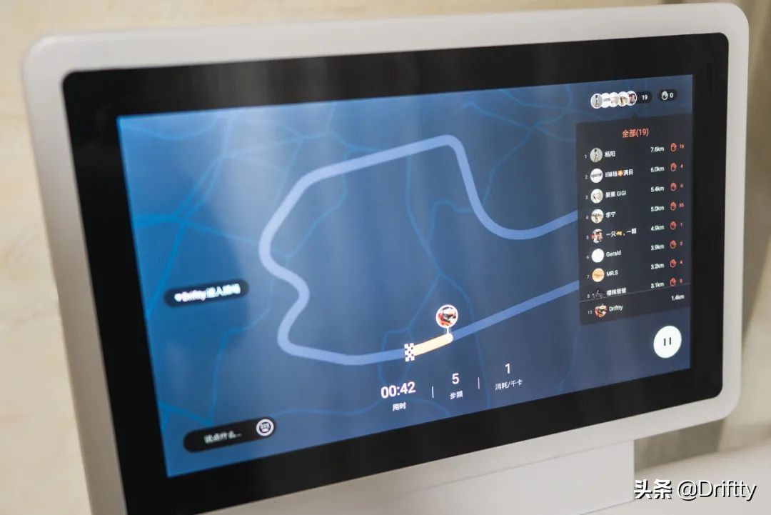 赤兔跑步机-私教追剧两不误｜告别枯燥健身方式「深度体验评测」