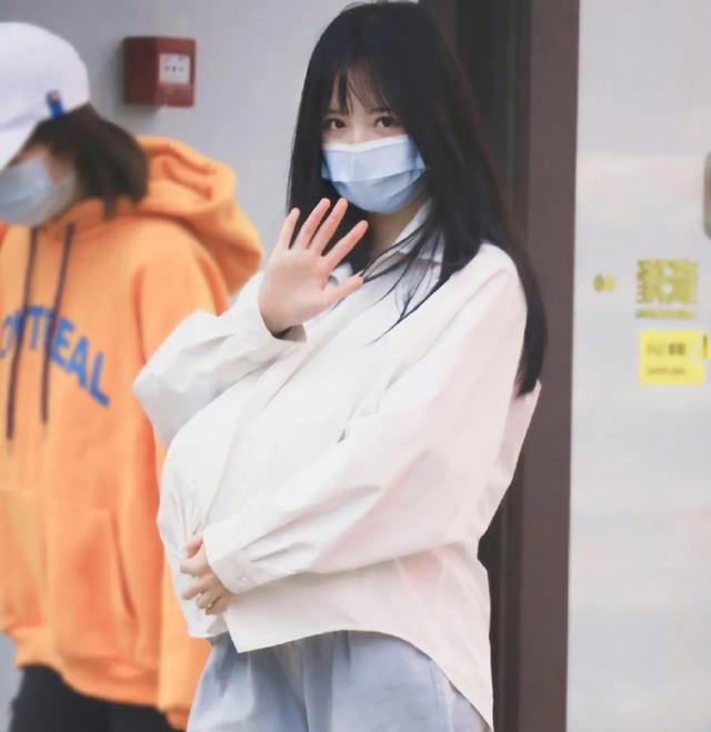 孕期不能穿的显瘦的孕妇装,怀孕了不想穿孕妇装该怎么穿