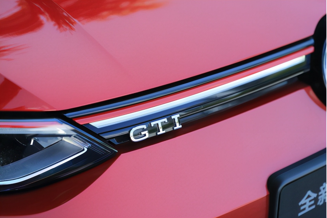 八代高尔夫gti赛道表现,全新高尔夫gti试驾