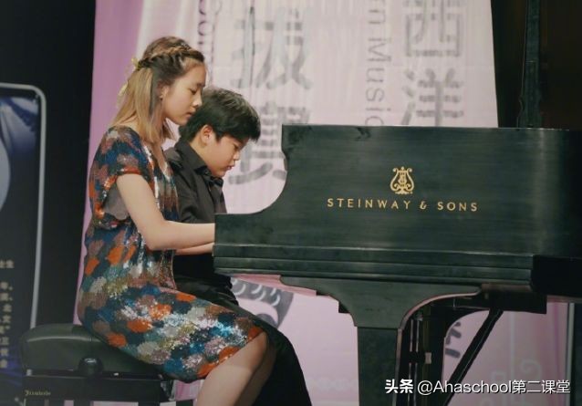 现在养娃就是碎钞机,养的不是娃而是吞金兽