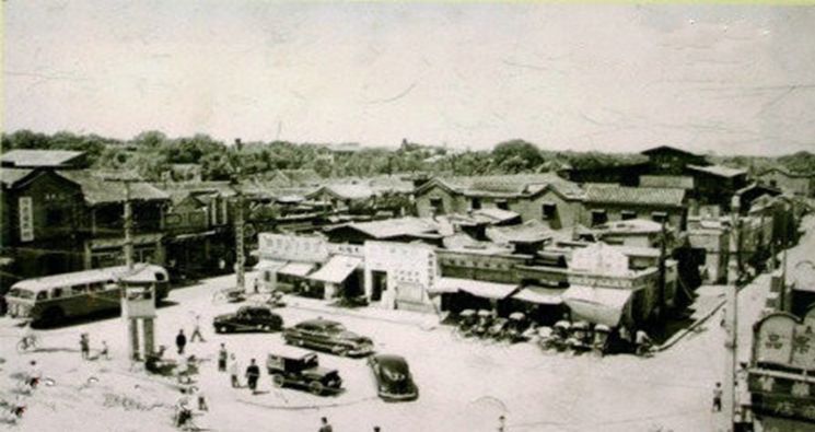 人民不会忘记西单商场300职工盖起“争气楼”！永存的典范