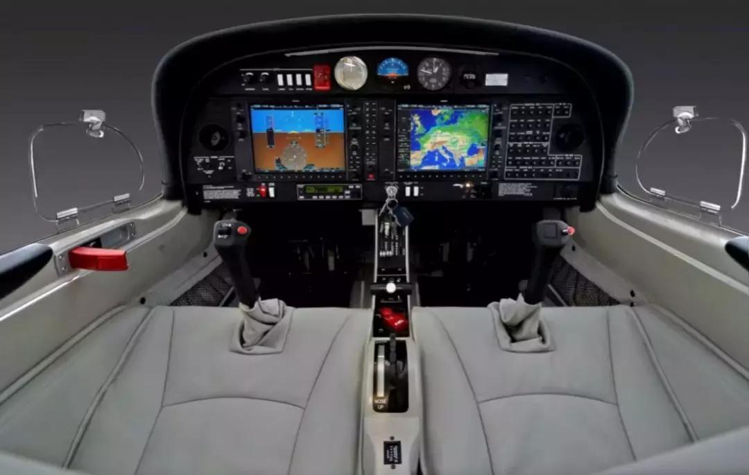 在空中游览中国,在空中看东方明珠的地方