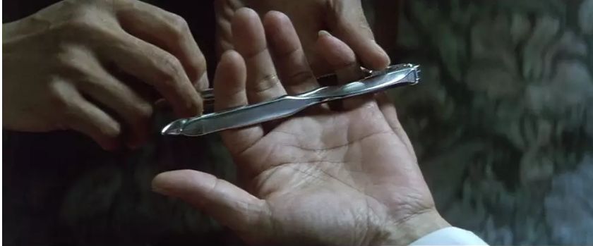 18*片禁**，讽刺权色交易，每一帧都是高潮