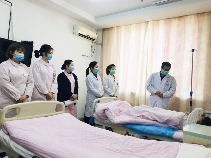 女人停经后又来例假,停经后又来月经吃中药能调理吗