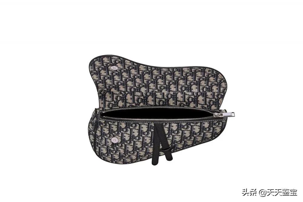 最近火爆的腋下包休闲,最近火爆的腋下包轻奢