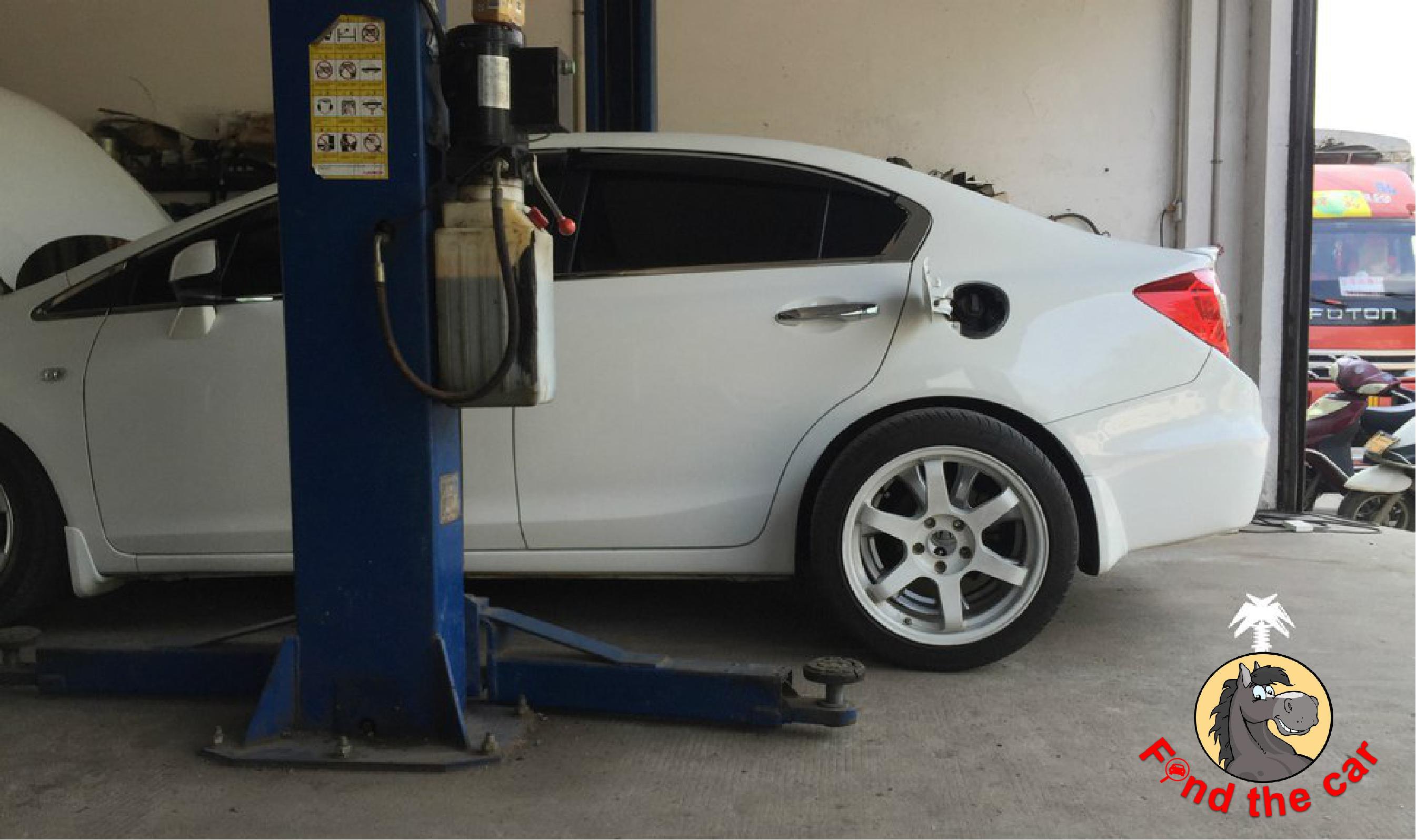 人靠衣装车靠轮胎,人靠衣装马靠鞍佛靠金装树靠皮