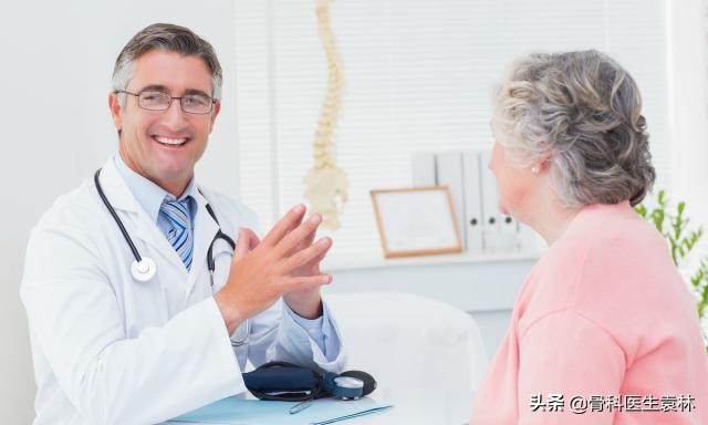 膝盖关节骨质增生长骨刺怎么治,膝关节骨质增生有骨刺怎么治