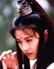 神雕侠侣最早版杨过和郭芙在一起,各版神雕侠侣杨过弹指神通救郭芙