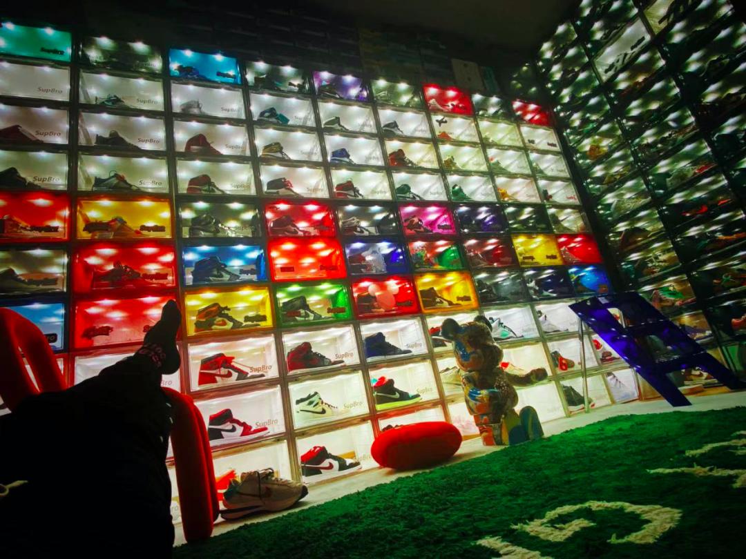 潮玩未来市场,潮玩社交新零售