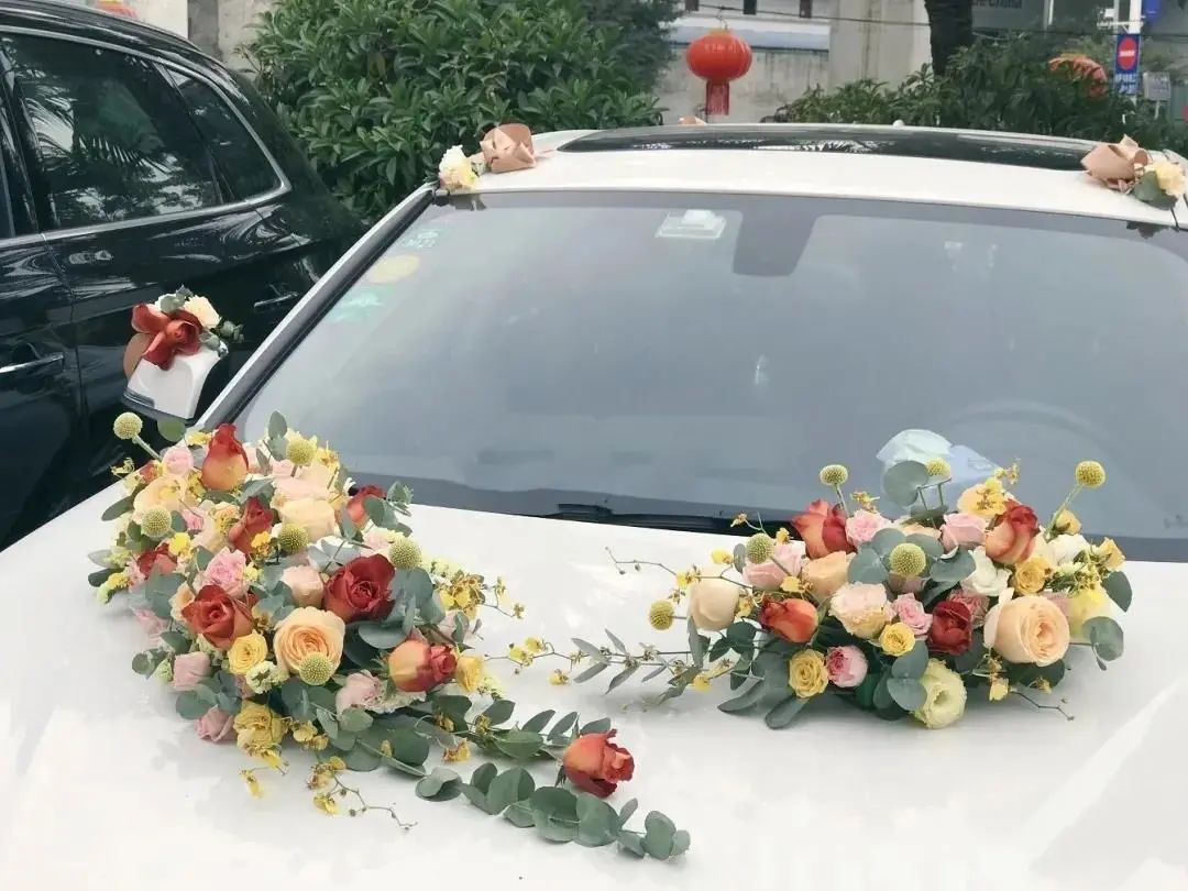 婚车最新花艺,适合新手的婚车花艺