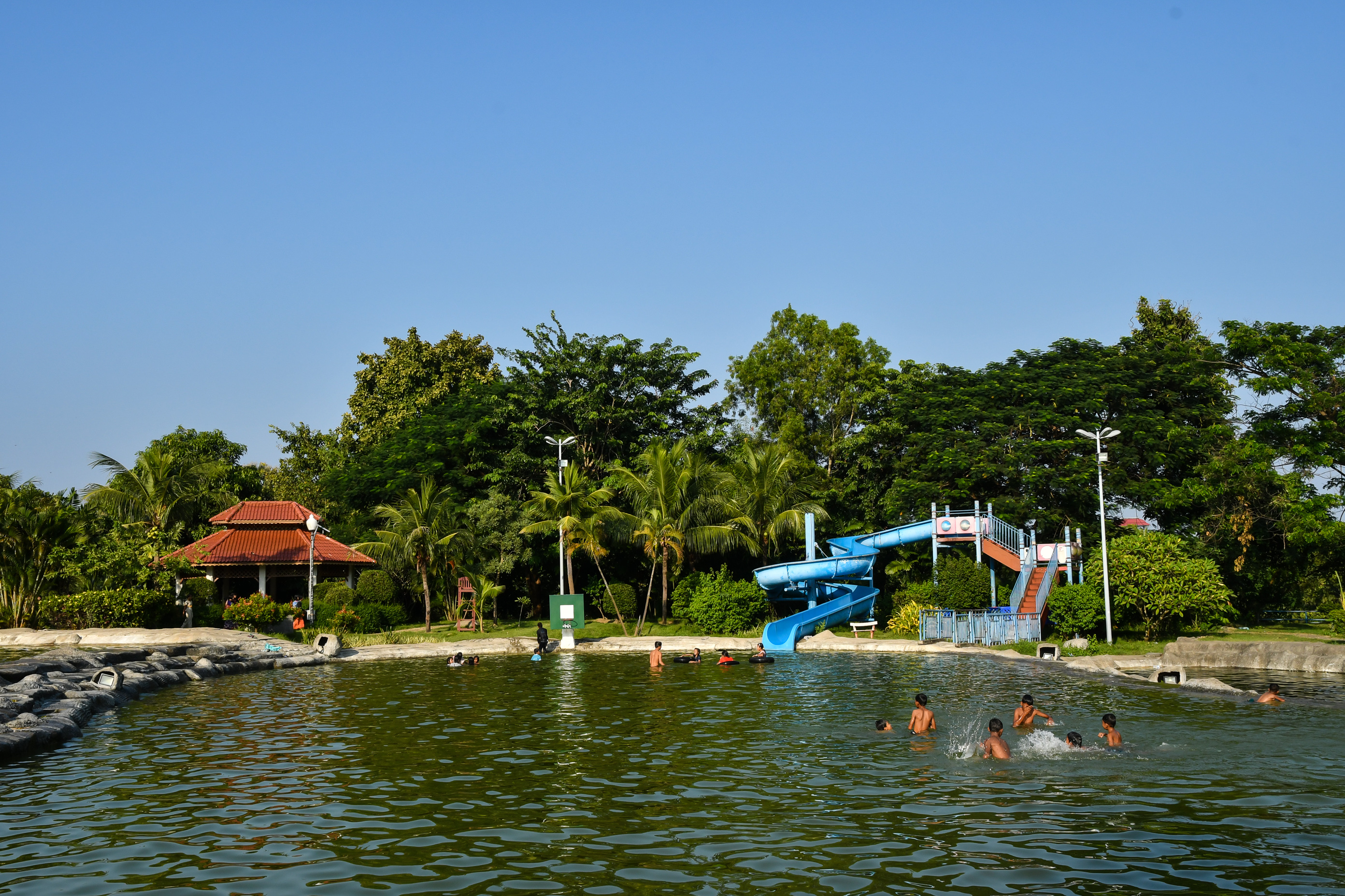 最荒凉的首都：耗资40亿美金建设，街上空荡荡如同“鬼城”