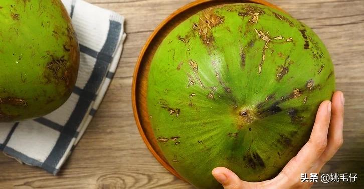 椰子选哪种好吃,怎么挑选椰子最好