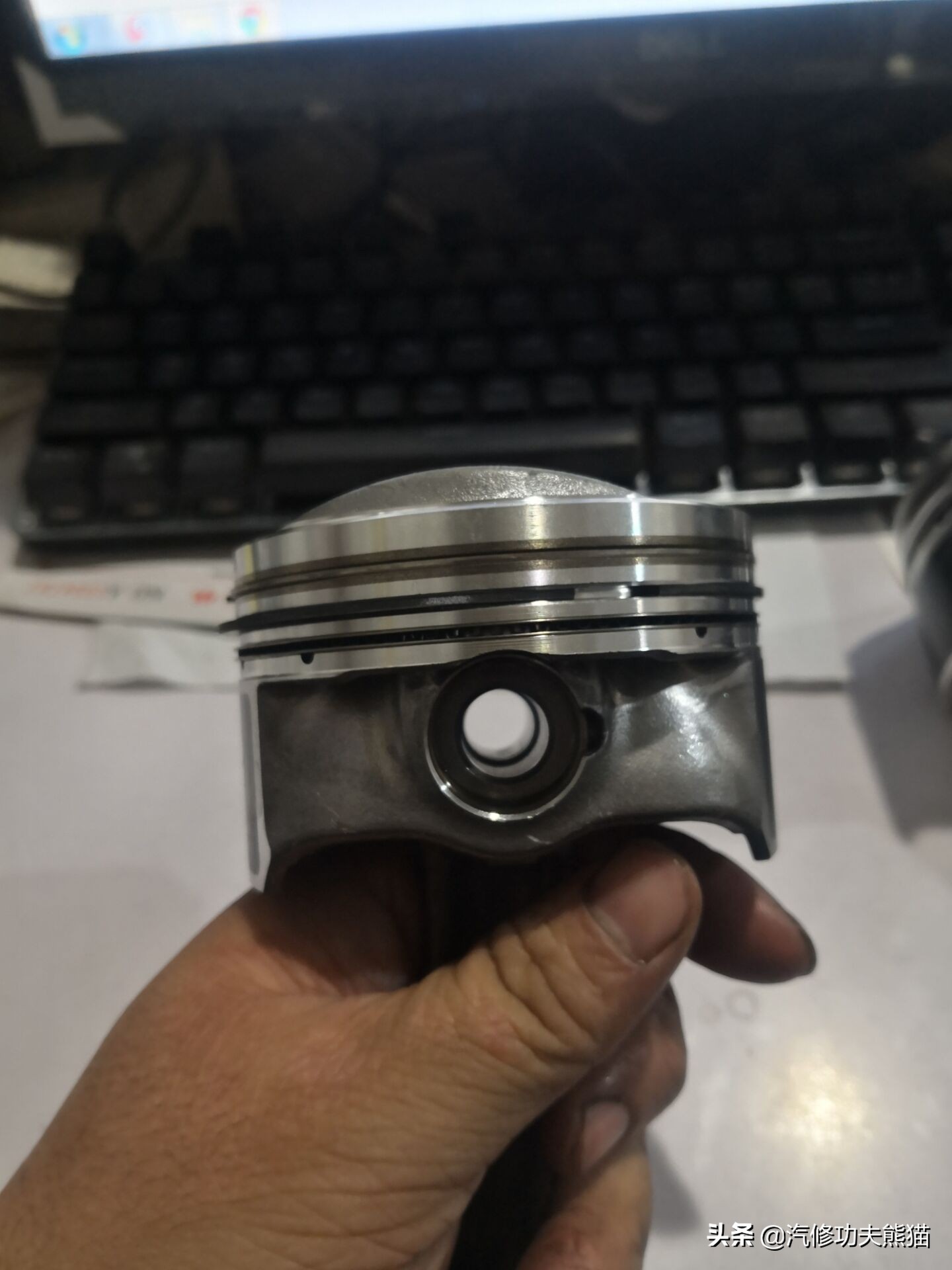 10年斯柯达明锐2.0的烧机油不,12年斯柯达明锐rs烧机油严重吗