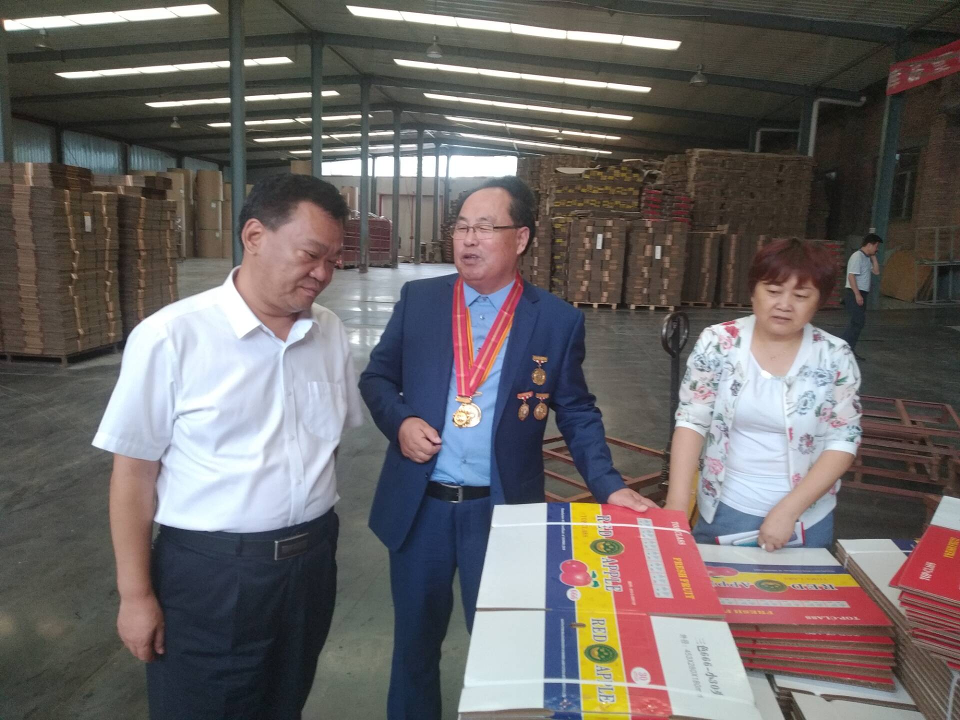 鍜搁槼褰╁嵃鍖呰浠锋牸,鍜搁槼褰╁嵃鍖呰