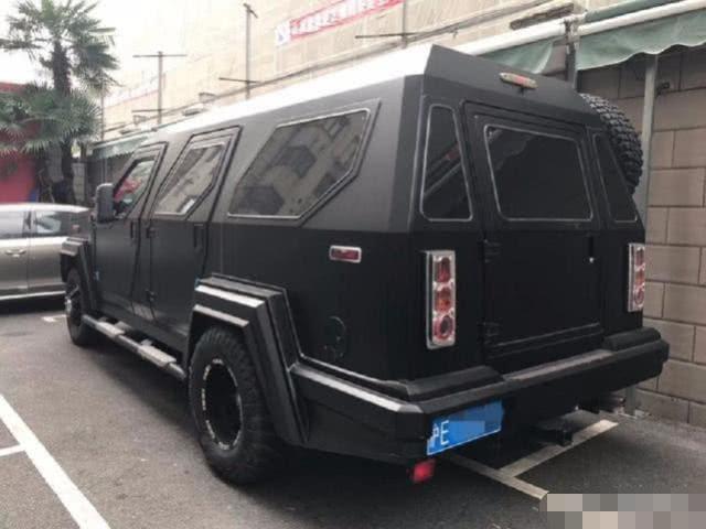 上海乔治巴顿街拍,上海街头乔治巴顿