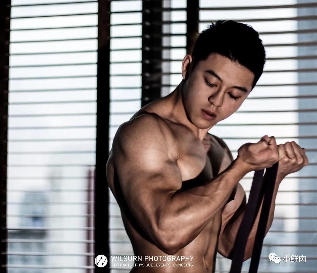 17岁德国肌肉少年,17岁的肌肉帅哥