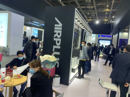 AIRPLUS艾普莱斯*湿机除**成2021上海AWE展会家电黑马