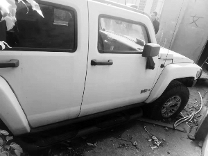 报废悍马出售,南京悍马h2加长版多少钱