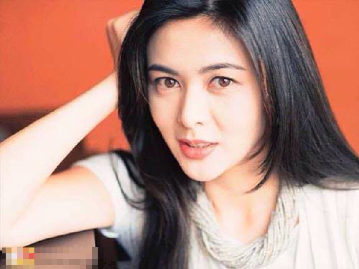 90年代香港女星刘嘉玲,香港十大女星惊艳写真集