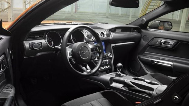 福特野马2.3t是自吸的吗,第三代福特野马5.0升v8版