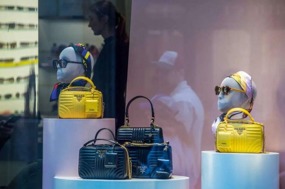 大悦城再转让北京名都，泡泡玛特冲刺IPO丨奇扒说0602