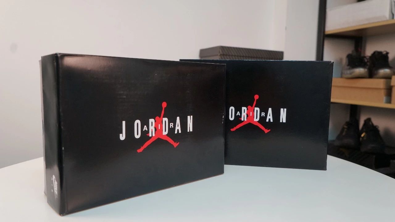 耐克aj11黑红,耐克aj11开箱