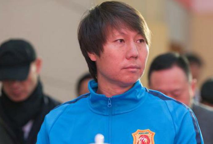 李铁评价国安视频,李铁带领武汉卓尔冲超接受采访