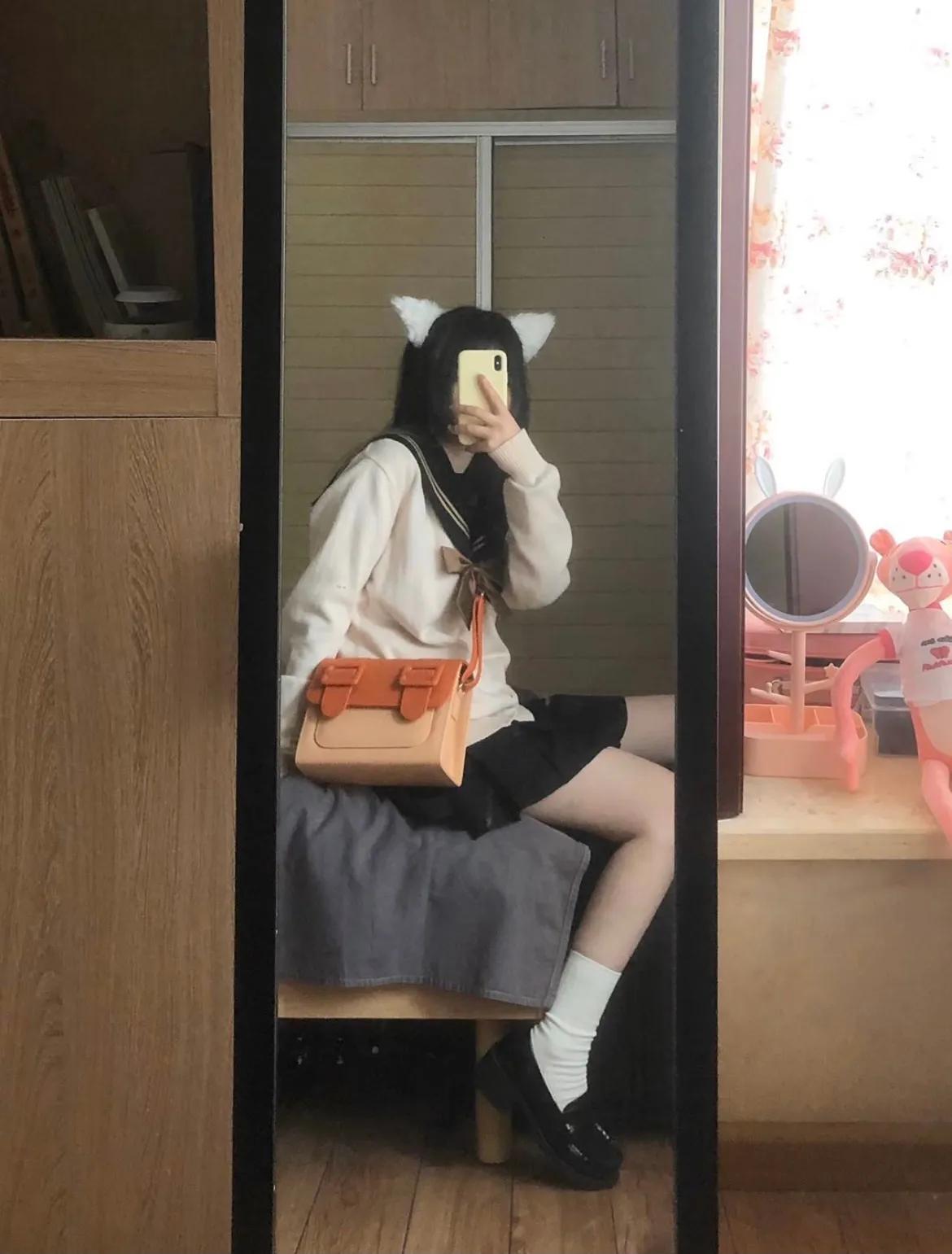 剑桥包包价格,剑桥包包值不值得入手