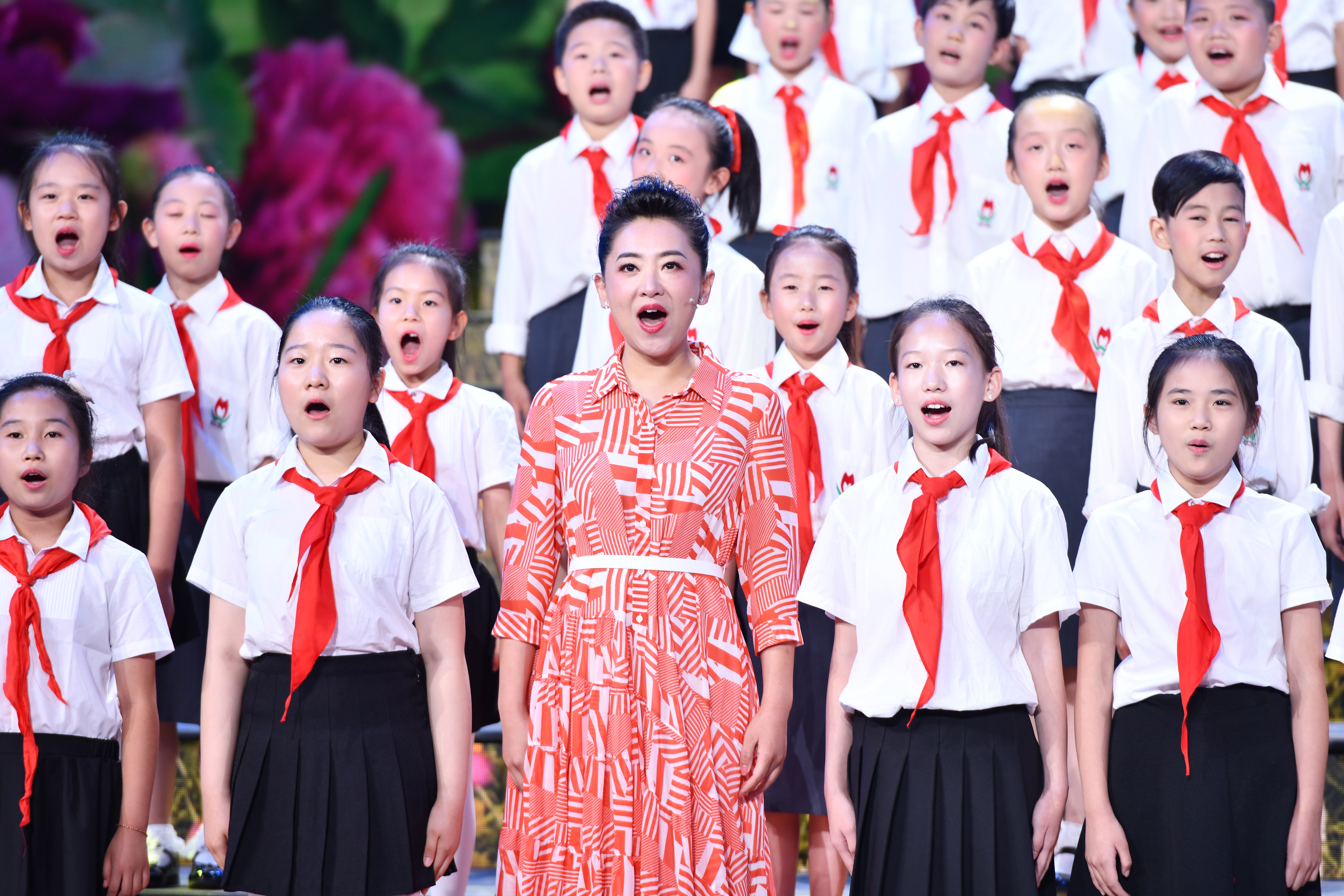 超级星光大道第一届的小朋友,小朋友星光大道活动视频