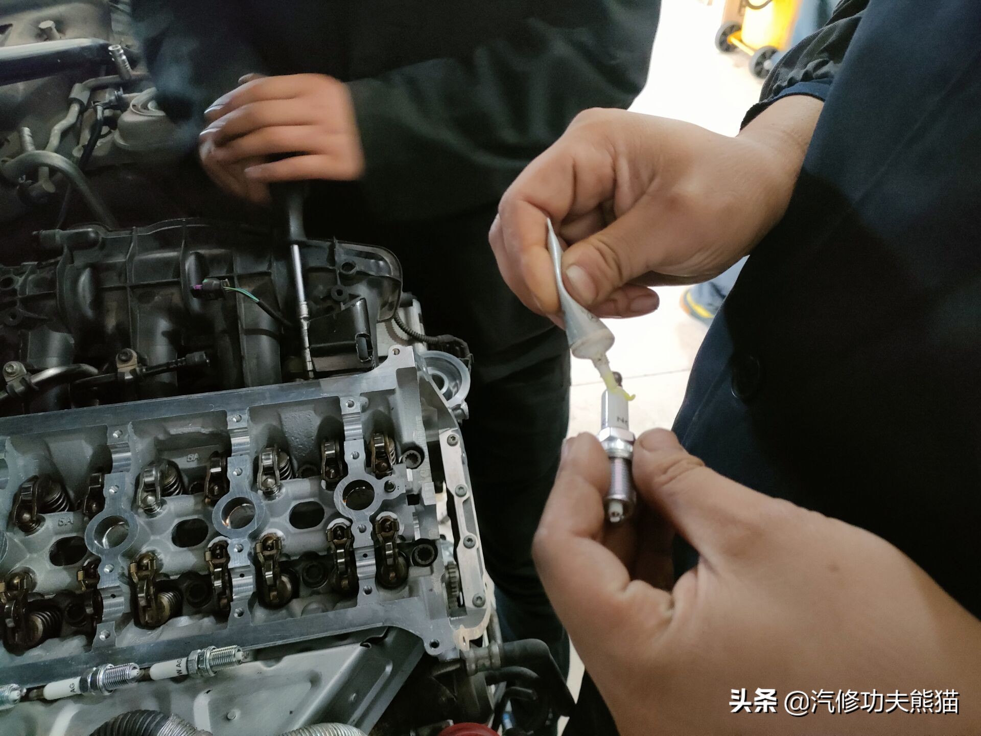 奥迪q5这车质量怎样,现在的奥迪q5烧机油