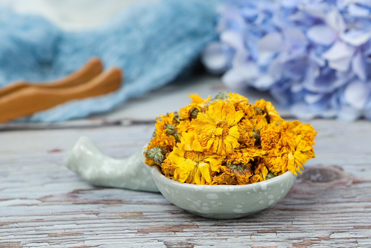 菊花茶你喝对了吗,菊花茶千万别喝错了