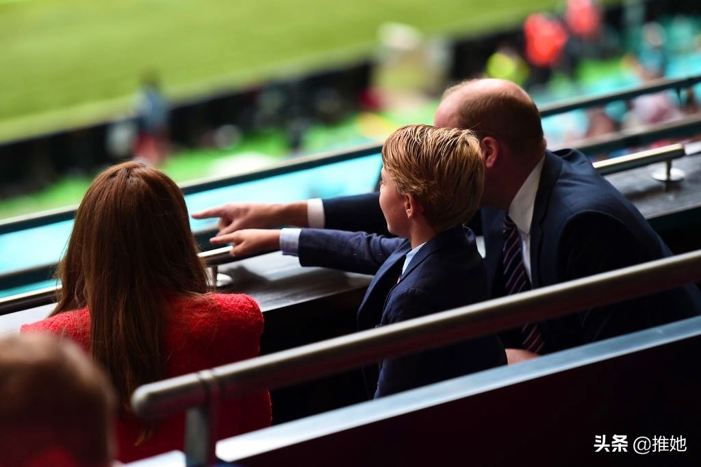 乔治王子英格兰队,皇家吉祥物