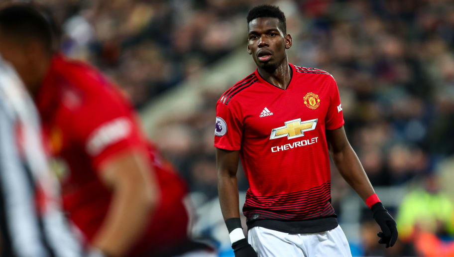 曼联水晶宫高位逼抢,曼联万比萨卡凌空垫射