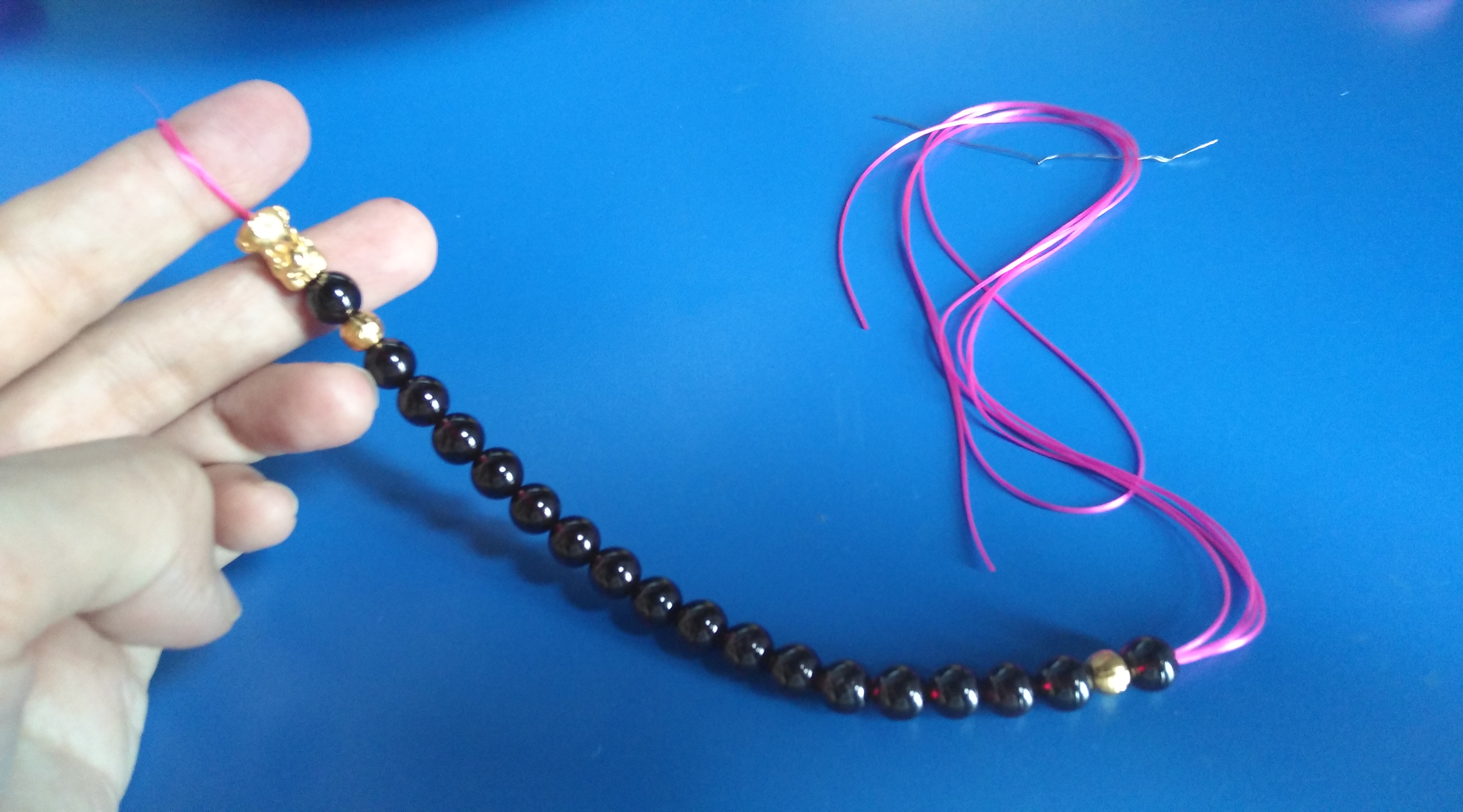 黄金貔貅转运珠手链编绳教程,貔貅黄金转运珠和朱砂怎么串