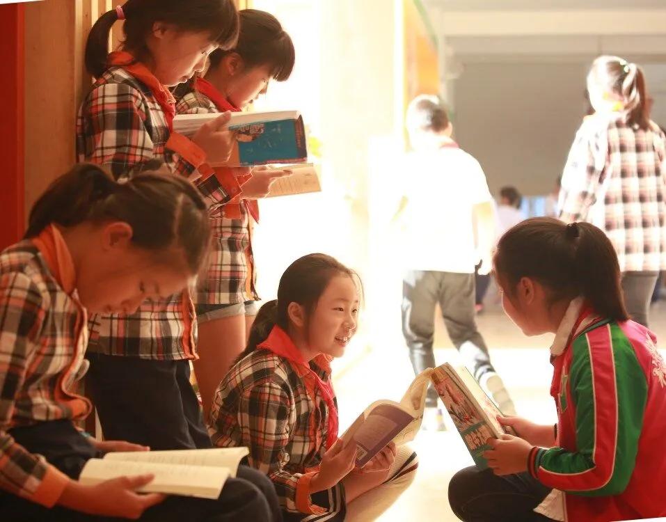 邛崃市北街小学：尚美怡情、艺美德和