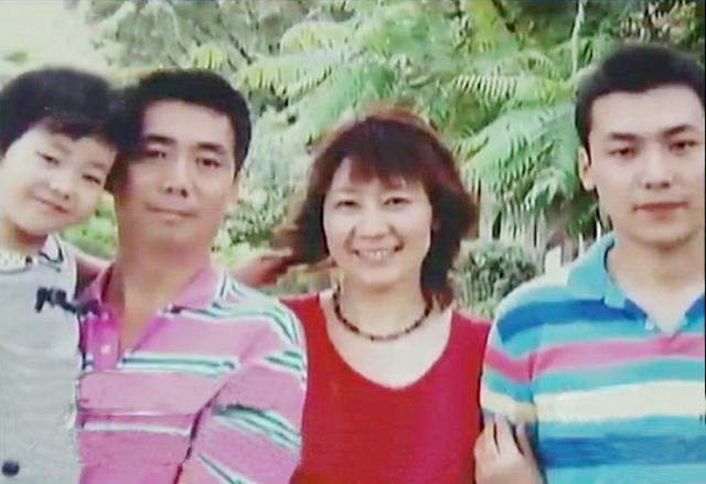 娶了二婚女人的几位男星,3位终身未娶的男明星