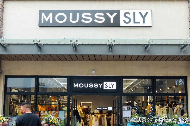 平原小镇王府井奥特莱斯最新活动,王府井奥莱平原小镇都有什么