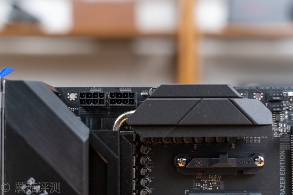 技嘉b550大雕主板评测,华擎x570太极雷蛇怎么样