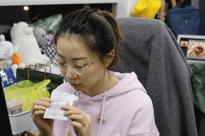 不喝没味道的白开水,不喝饮料是我最后的倔强