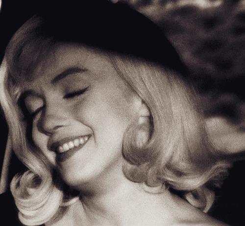 50岁女性补雌激素最快方法,雌激素是双刃剑吗