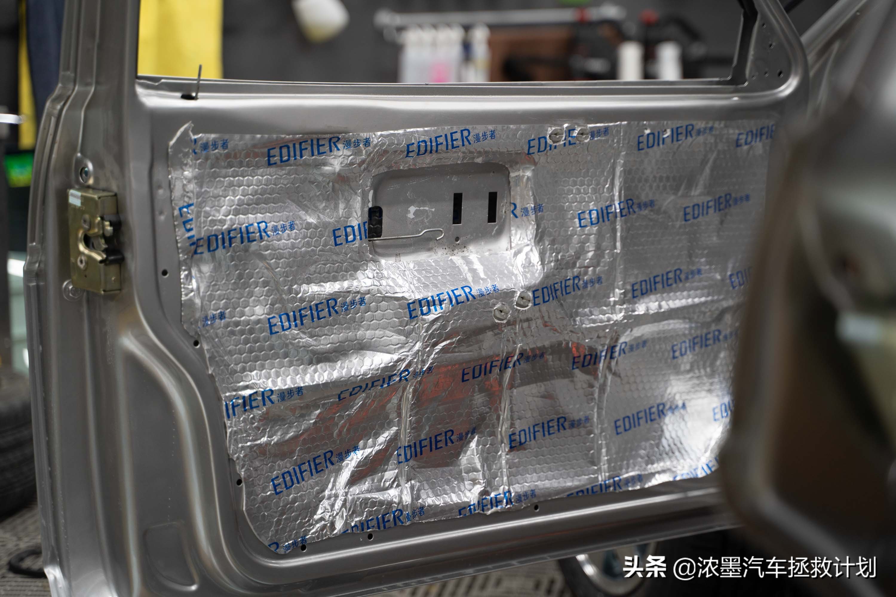 「妙手生花」重建一台战损级桑塔纳，带给它历经千般后的华丽重生