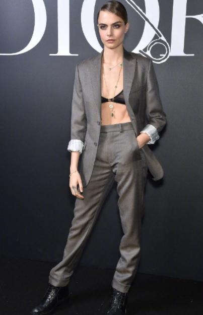 超模卡拉冬天衣服,卡拉身材写真