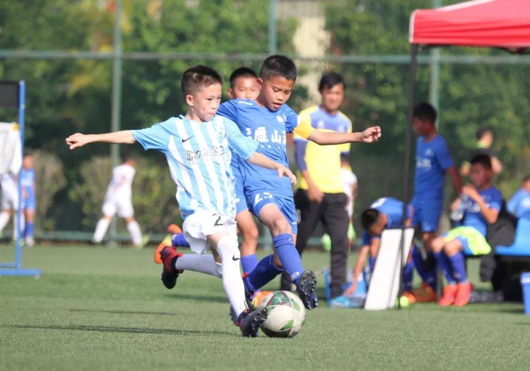 击败恒大足校，富力10梯队夺得足校联盟杯冠军和季军