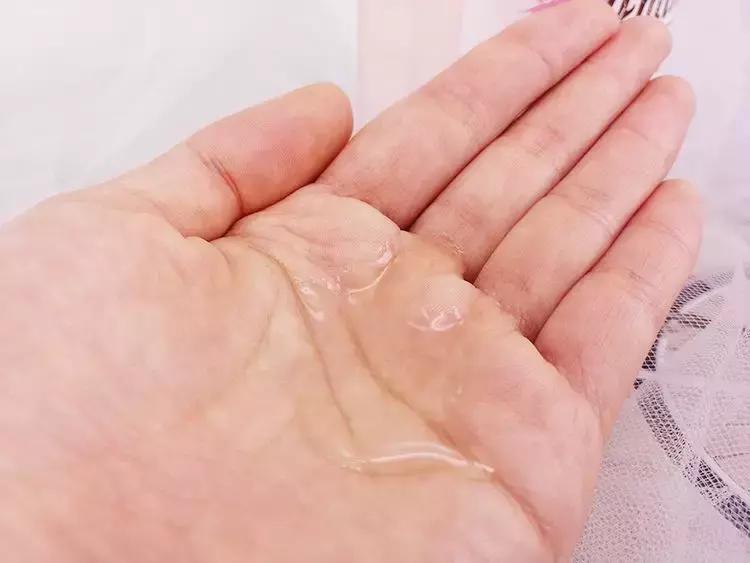 可以长头发的樱花洗发水,樱花水感控油清爽洗发水