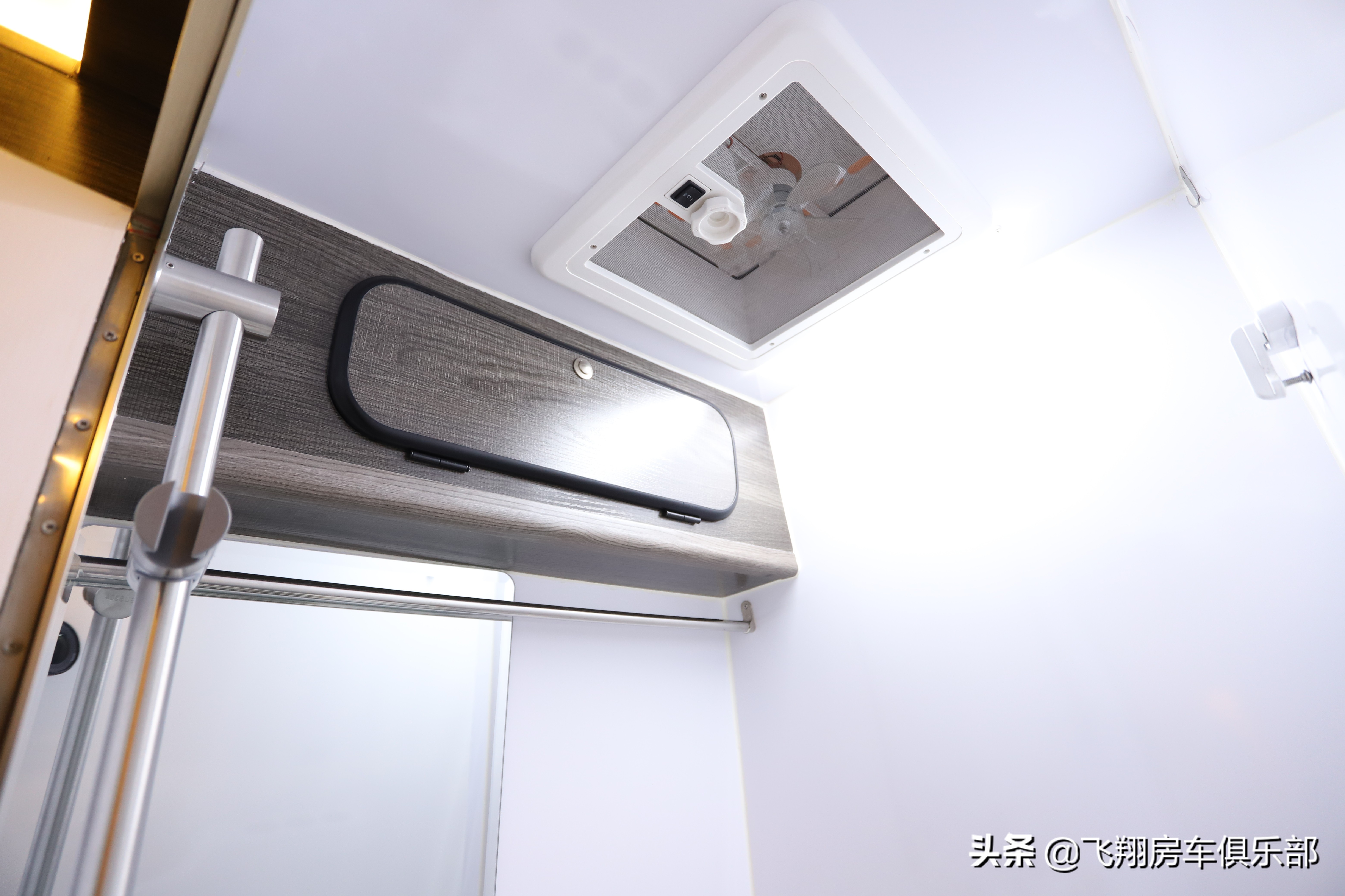 福特新世代b型房车最佳布局,低调的b型房车