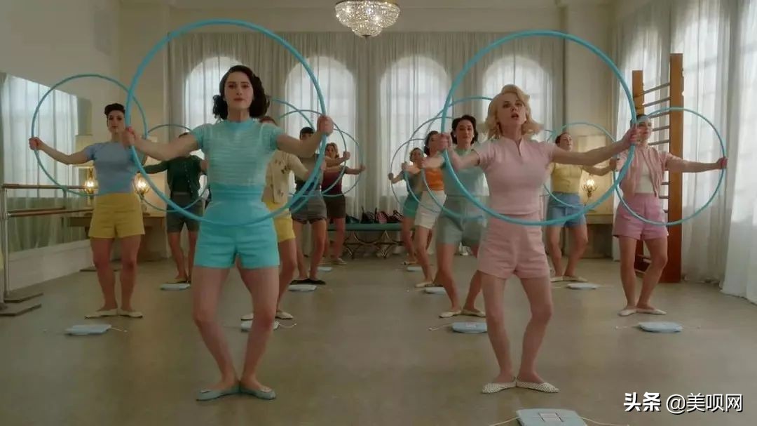 整容739次、喜剧教母、毒舌女王...麦瑟尔的原型才是真的了不起